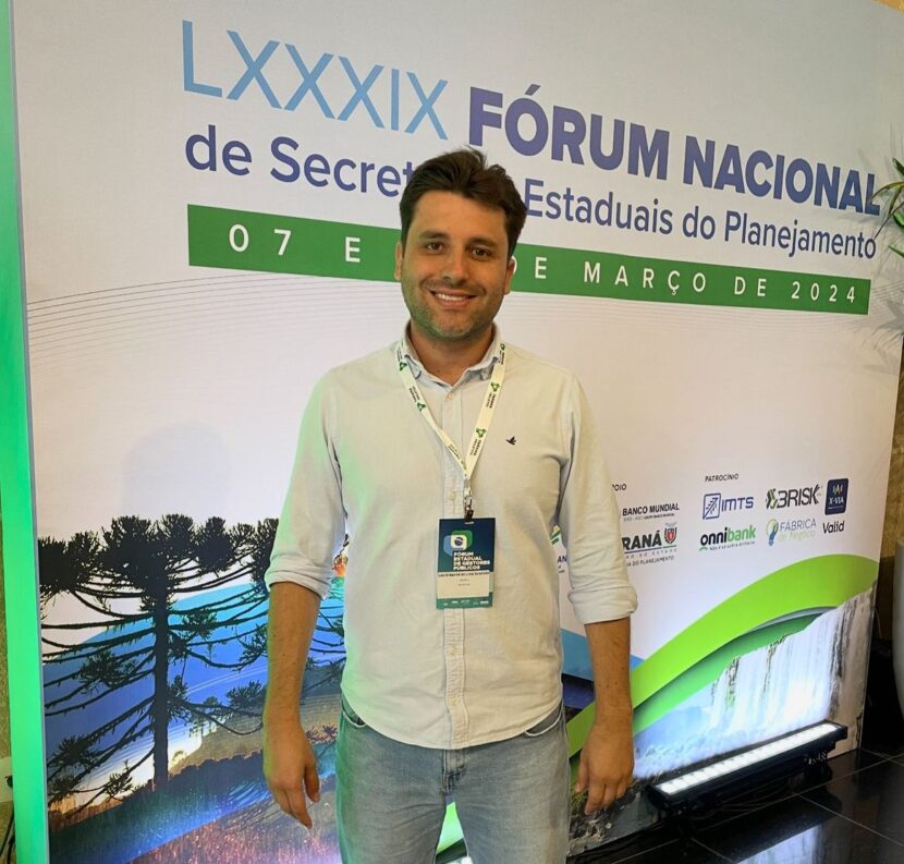 Prefeito de Tomazina destaca importância do planejamento em evento em Foz do Iguaçu Prefeito de Tomazina destaca importância do planejamento em evento em Foz do Iguaçu