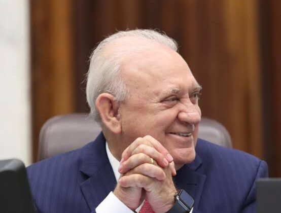 Ministério público do Paraná identifica cheques de pagamento de propina ao Deputado Estadual Ademar Traiano (PSD)