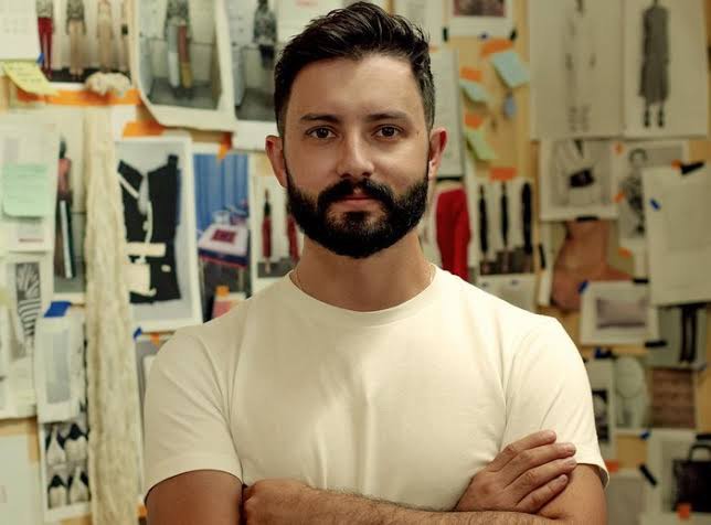 ▶️Utilizando técnicas sustentáveis, João Maraschin estreia na semana de moda de Copenhague