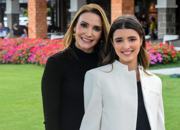 AMOR DE MÃE: Renata Seoane Seabra afirma que sua filha é a maior alegria que já teve AMOR DE MÃE: Renata Seoane Seabra afirma que sua filha é a maior alegria que já teve