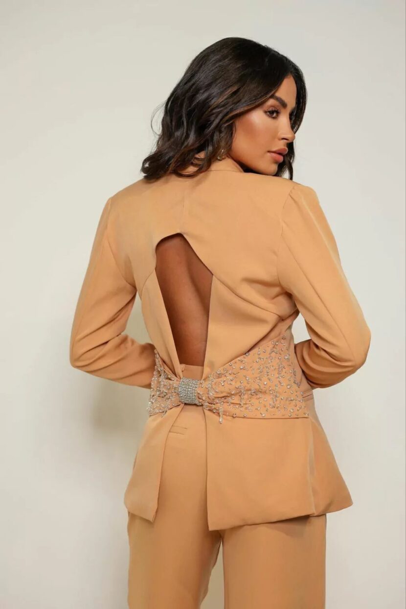 Blazer em Alfaiataria com Elastano e Laço Bordado Glow