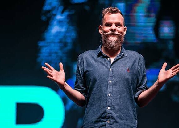 Marcos Piangers e Maya Eigenmann falam sobre parentalidade no próximo domingo, em Curitiba