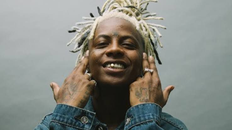 Yunk Vino faz show em Paris durante a Semana de Moda francesa Yunk Vino faz show em Paris durante a Semana de Moda francesa