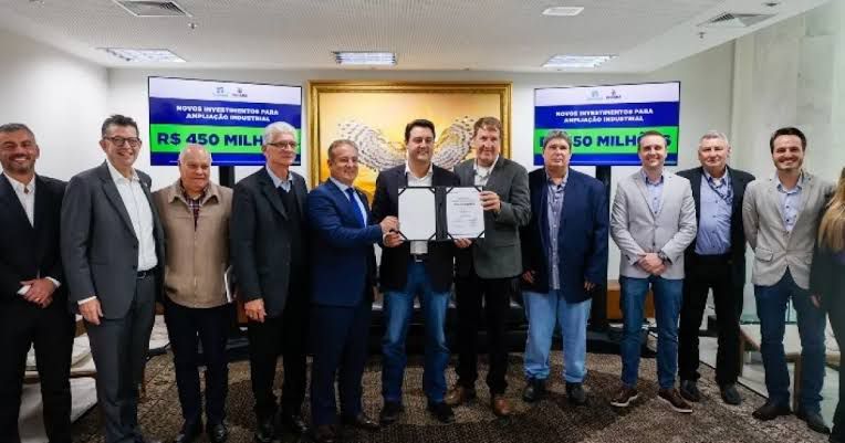 Cooperativas investirão mais de R$ 450 milhões em nova fábrica de leite em pó em Castro