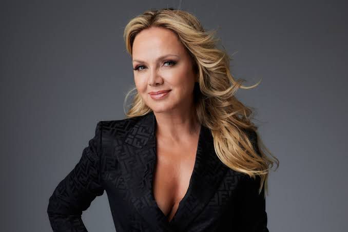 Eliana é confirmada como a nova apresentadora da Globo após 15 anos no SBT Eliana é confirmada como a nova apresentadora da Globo após 15 anos no SBT