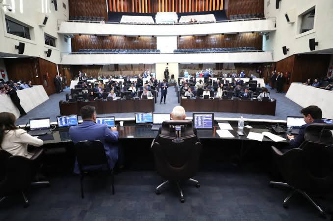 Avanço na Assembleia: Fundo Estadual em Infraestrutura Inteligente (FEIIN) recebe apoio em votação inicial