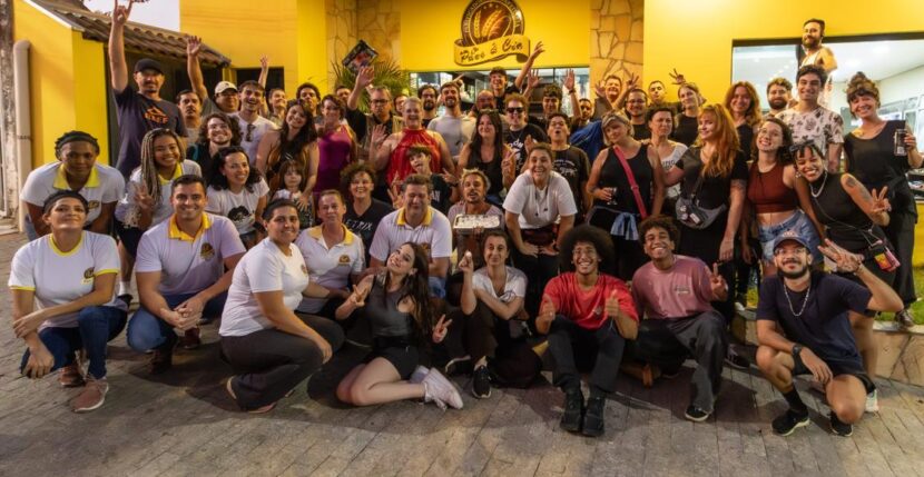 Produção de longa-metragem mexe com a rotina e a economia de cidades do interior do Paraná Produção de longa-metragem mexe com a rotina e a economia de cidades do interior do Paraná