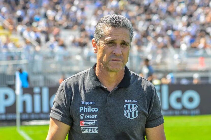 Coritiba Busca Novo Técnico: Jorginho é Cogitado para o Cargo