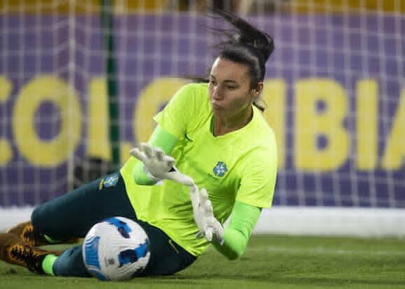 Gabi Moreschi Brilha e Conquista Corações no Handebol dos Jogos Olímpicos de Paris 2024 WhatsApp Image 2024-07-26 at 18.02.34