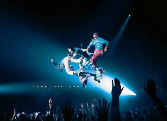 Fuerza Bruta Retorna ao Brasil com o Espetáculo AVEN WhatsApp Image 2024-07-26 at 18.04.55