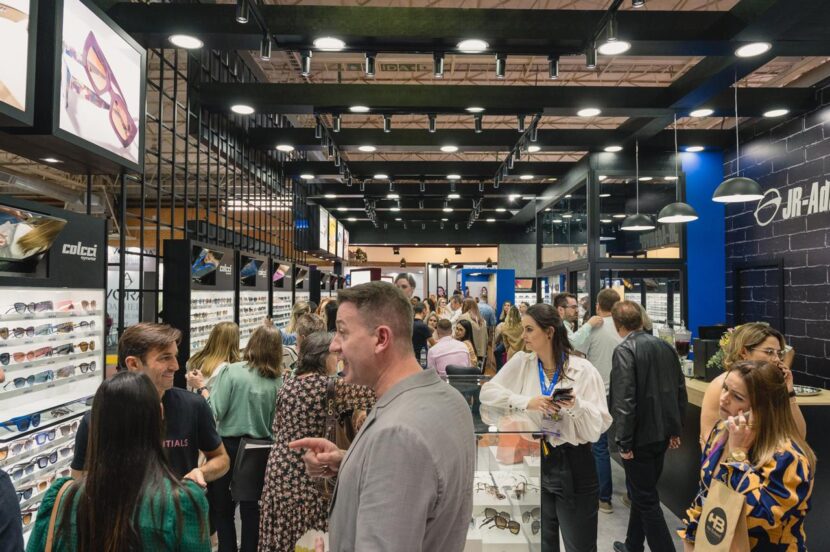 Ajorsul Fair Mercoóptica 2024 promete ser palco de grandes oportunidades de negócios e tendências Ajorsul Fair Mercoóptica 2024 promete ser palco de grandes oportunidades de negócios e tendências