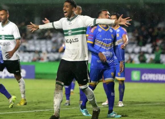 @ Coritiba Renova Contrato com Zagueiro Campeão da Copa do Brasil Sub-20 Coritiba Renova Contrato com Zagueiro Campeão da Copa do Brasil Sub-20