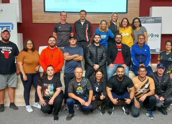 . Treinamento esportivo qualifica os professores de Educação Física da rede estadual Treinamento esportivo qualifica os professores de Educação Física da rede estadual