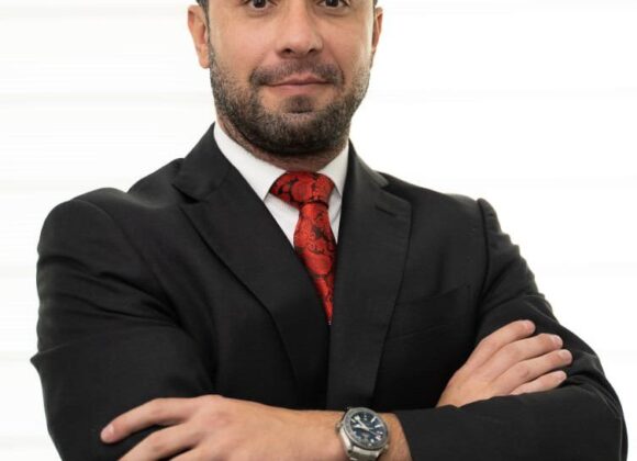 @ Investir em limpeza a laser pode garantir aprovação de visto E-2 para os EUA Investir em limpeza a laser pode garantir aprovação de visto E-2 para os EUA