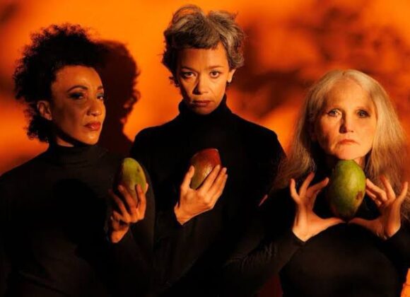 . A comédia The Mango Tree estreia em setembro no Teatro José Maria Santos A comédia The Mango Tree estreia em setembro no Teatro José Maria Santos