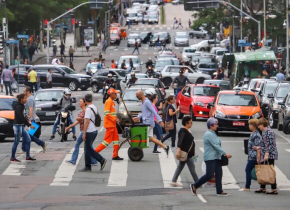 População paranaense cresceu em cidades-polo do Interior e RMC; confira o raio-x do Censo