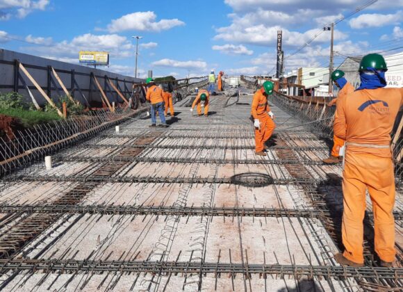 .Noroeste e Centro-Oeste contam com grandes investimentos nas rodovias estaduais Noroeste e Centro-Oeste contam com grandes investimentos nas rodovias estaduais