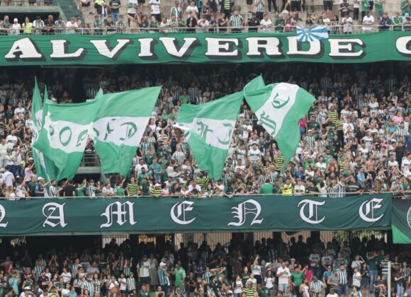 Coritiba lança promoção de ingressos para jogos no Couto em setembro; veja preços