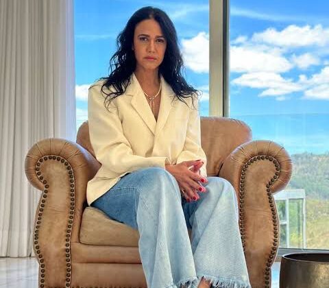 Tarsia Gonzalez lança seu projeto 80 dias