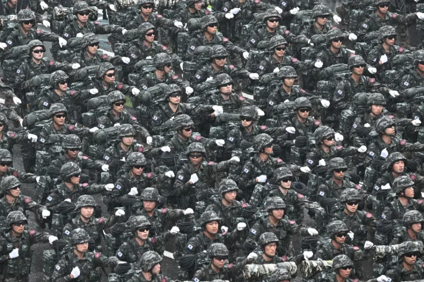 Coreia do Sul pode enviar ajudar bélica para a Ucrânia em meio a guerra Coreia do Sul pode enviar ajudar bélica para a Ucrânia em meio a guerra