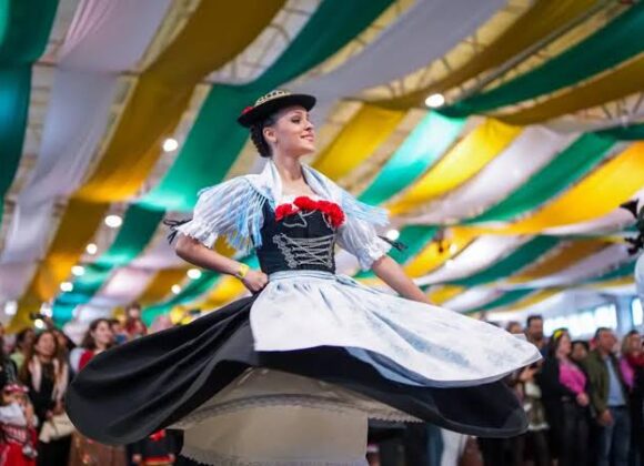 Curitiba terá Oktobeer Rock durante 3 dias na zona sul da cidade Curitiba terá Oktobeer Rock durante 3 dias na zona sul da cidade