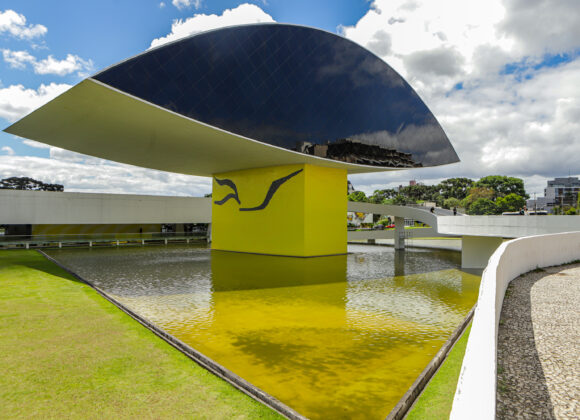 Museu do Olho tem mostra afegã a partir da semana que vem Museu Oscar Niemeyer