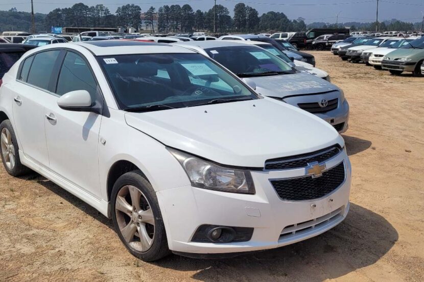 Paraná faz leilão de veículos com lances a partir de mil reais