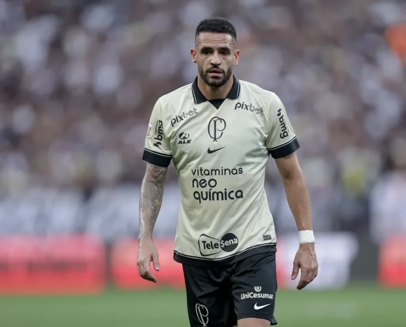 Renato Augusto processa ex-clube para receber direito de imagem e bônus Renato Augusto processa ex-clube para receber direito de imagem e bônus