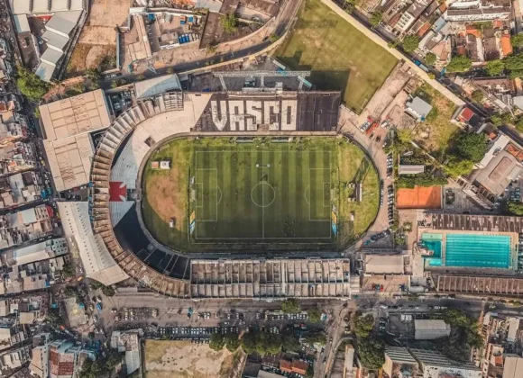 São Januário pode se tornar um dos 10 maiores estádios do Brasil Foto: Marcelo Paulo/Vasco