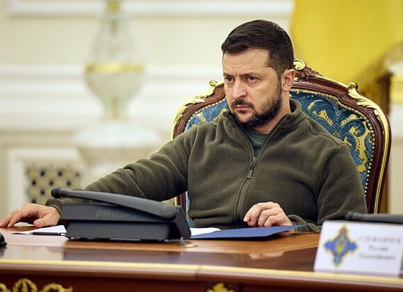 Zelensky acusa Coreia do Norte de colaborar com Rússia durante a guerra da Ucrânia Serviço de imprensa presidencial da Ucrânia / AFP