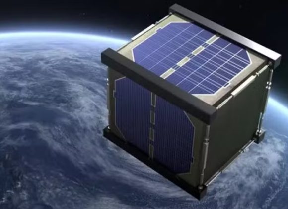 Empresa-de-Elon-Musk-lança-ao-espaço-primeiro-satélite-de-madeira-do-mundo