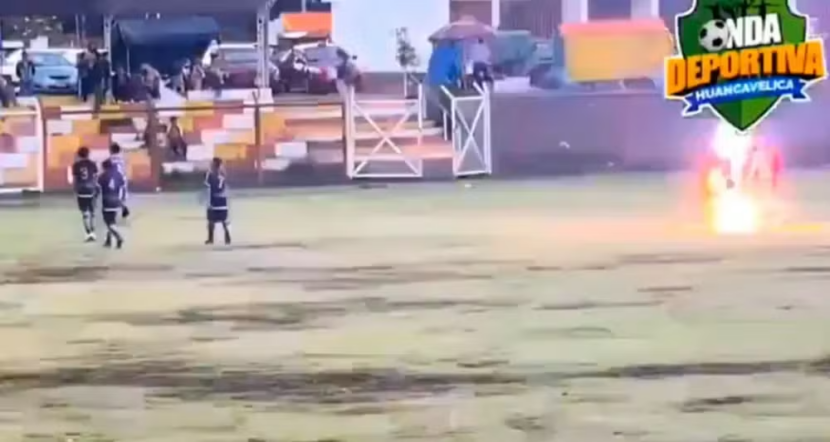 Jogador-peruano-morre-após-ser-atingido-por-raio-durante-partida-amadora