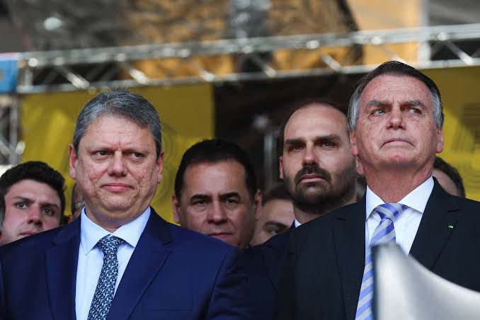 Governador Tarcísio diz que irá participar de ato com Bolsonaro após novas revelações golpistas envolvendo o ex-presidente Governador Tarcísio diz que irá participar de ato com Bolsonaro após novas revelações golpistas envolvendo o ex-presidente