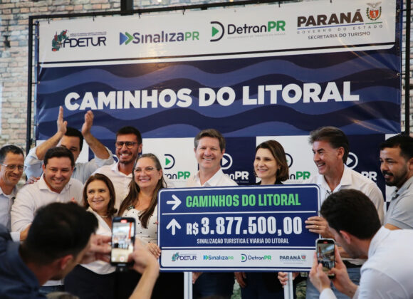 Paraná investe R$ 3,8 milhões em sinalização viária e turística nos municípios litorâneos