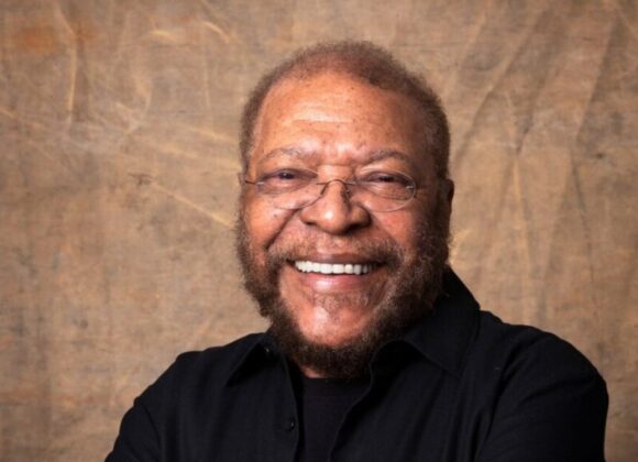 Martinho da Vila volta a Curitiba para espetáculo inédito em sua nova turnê “Viva”