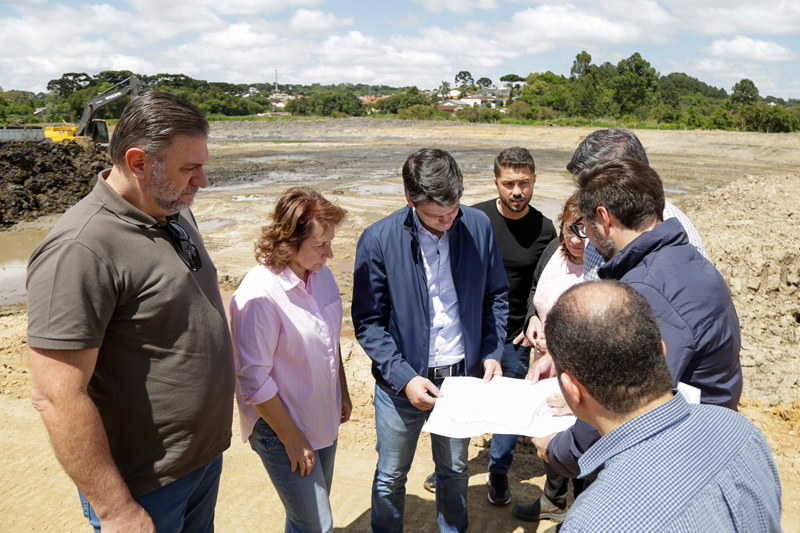 Novo “parque-esponja” em Curitiba promete reduzir alagamentos e transformar a qualidade de vida Novo “parque-esponja” em Curitiba promete reduzir alagamentos e transformar a qualidade de vida