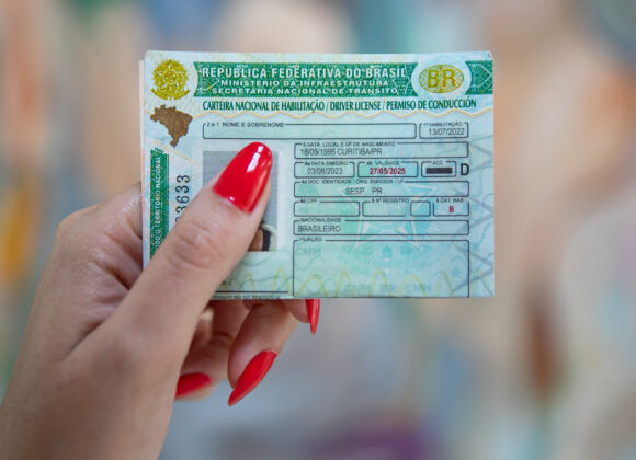 Inclusão sobre rodas: nova lei oferece CNH gratuita a quem enfrenta vulnerabilidade Inclusão sobre rodas: nova lei oferece CNH gratuita a quem enfrenta vulnerabilidade