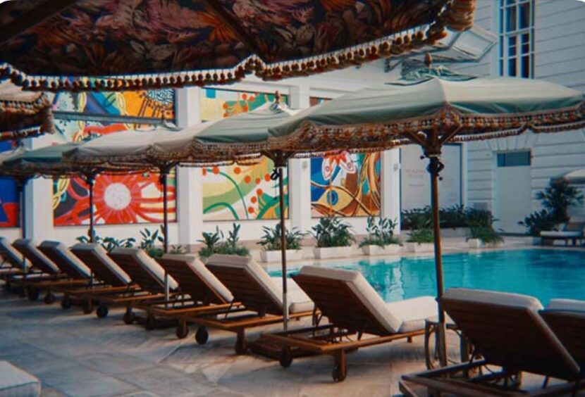 No coração do Rio: a magia da “Rio Alegria” toma a piscina do Copacabana Palace