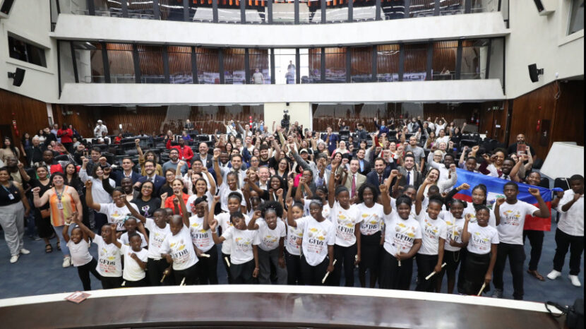 Alep debate políticas de acolhimento a migrantes e lança guia em vários idiomas XRmQLVMMQlz11sds8Z0CdtyVEW5qDtGPFAwvTwKJ