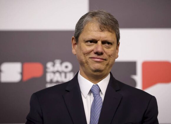 Tarcísio defende que Brasil precisa "trocar o CEO" tarcisio