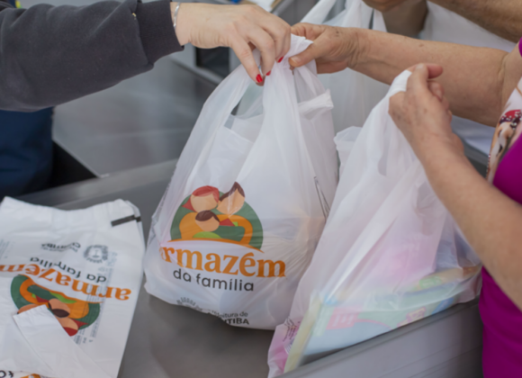 Armazém da Família: em Curitiba, limite de renda agora mudou Cópia de TEMPLATE SITE