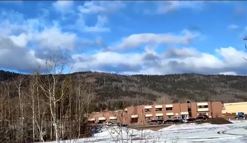 Ataque a tiros em escola no Canadá deixa 10 mortos e dezenas de feridos