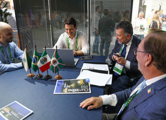 Curitiba fortalece protagonismo global com agenda internacional no Smart City E9AFBBA4-428E-4C49-B6E9-C66BCFDC2A58