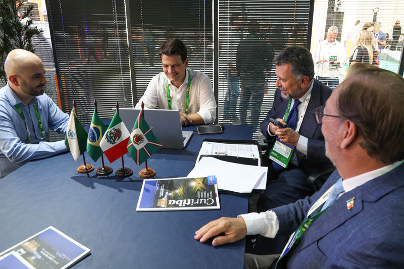 Curitiba fortalece protagonismo global com agenda internacional no Smart City E9AFBBA4-428E-4C49-B6E9-C66BCFDC2A58