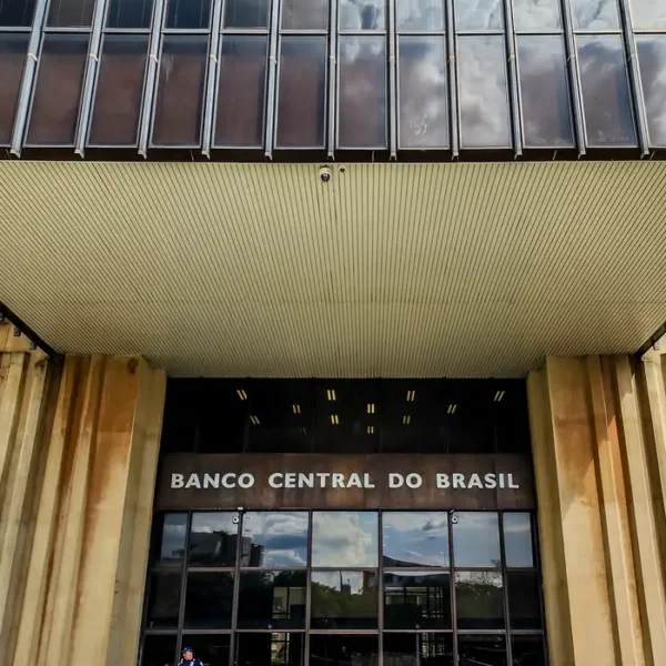 Mercado eleva previsão da inflação para 4,17% em 2026