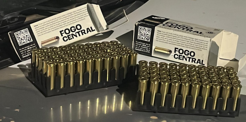 Polícia apreende 100 munições durante abordagem no Paraná IMG_0980