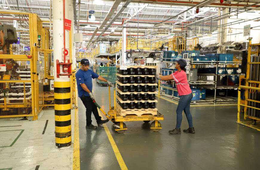 Vagas de emprego Paraná: 19,4 mil oportunidades abertas em todas as regiões